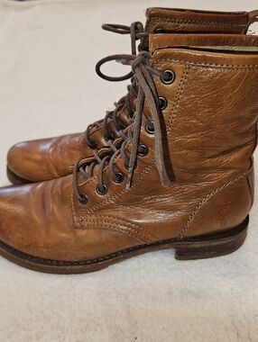 Frye Veronica Combat Boot Size 7